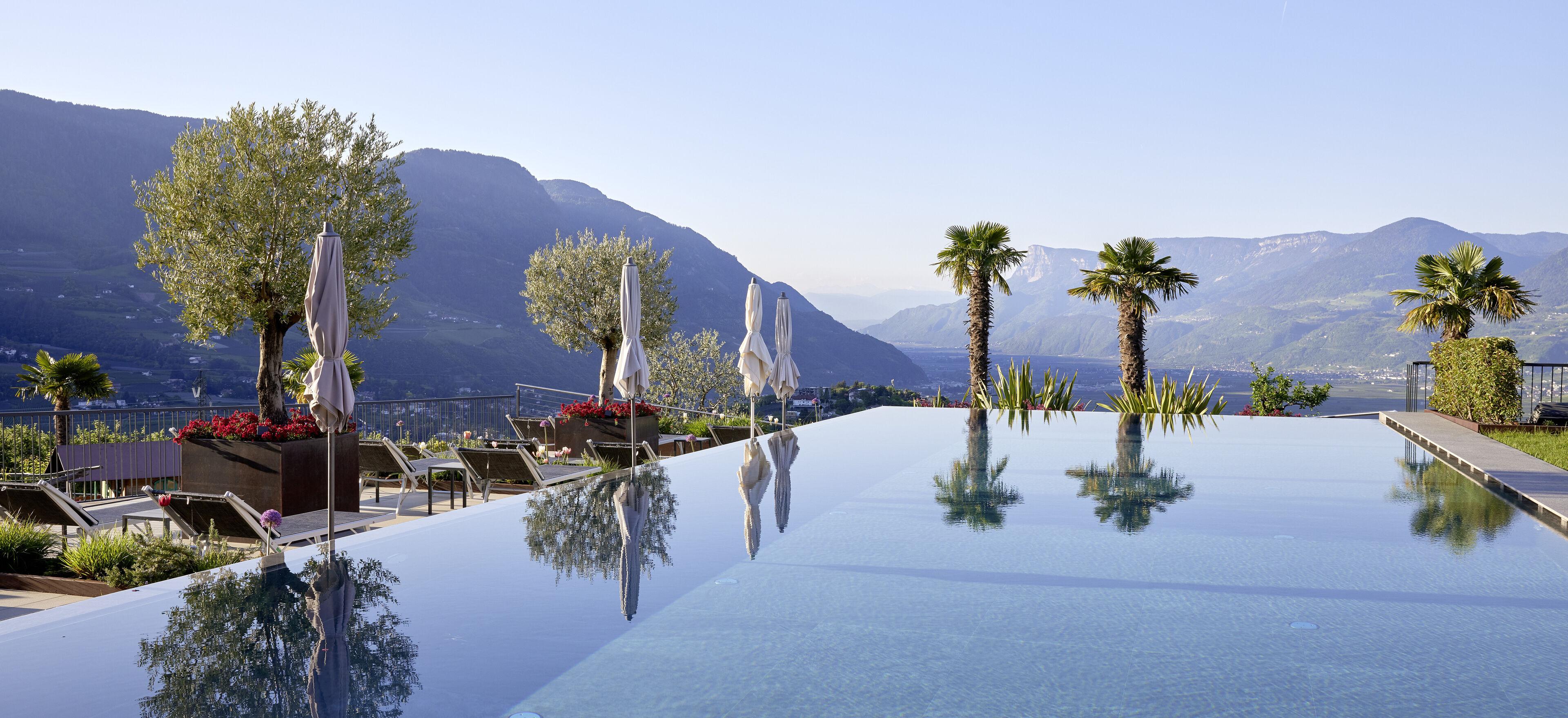 Infinity Pool