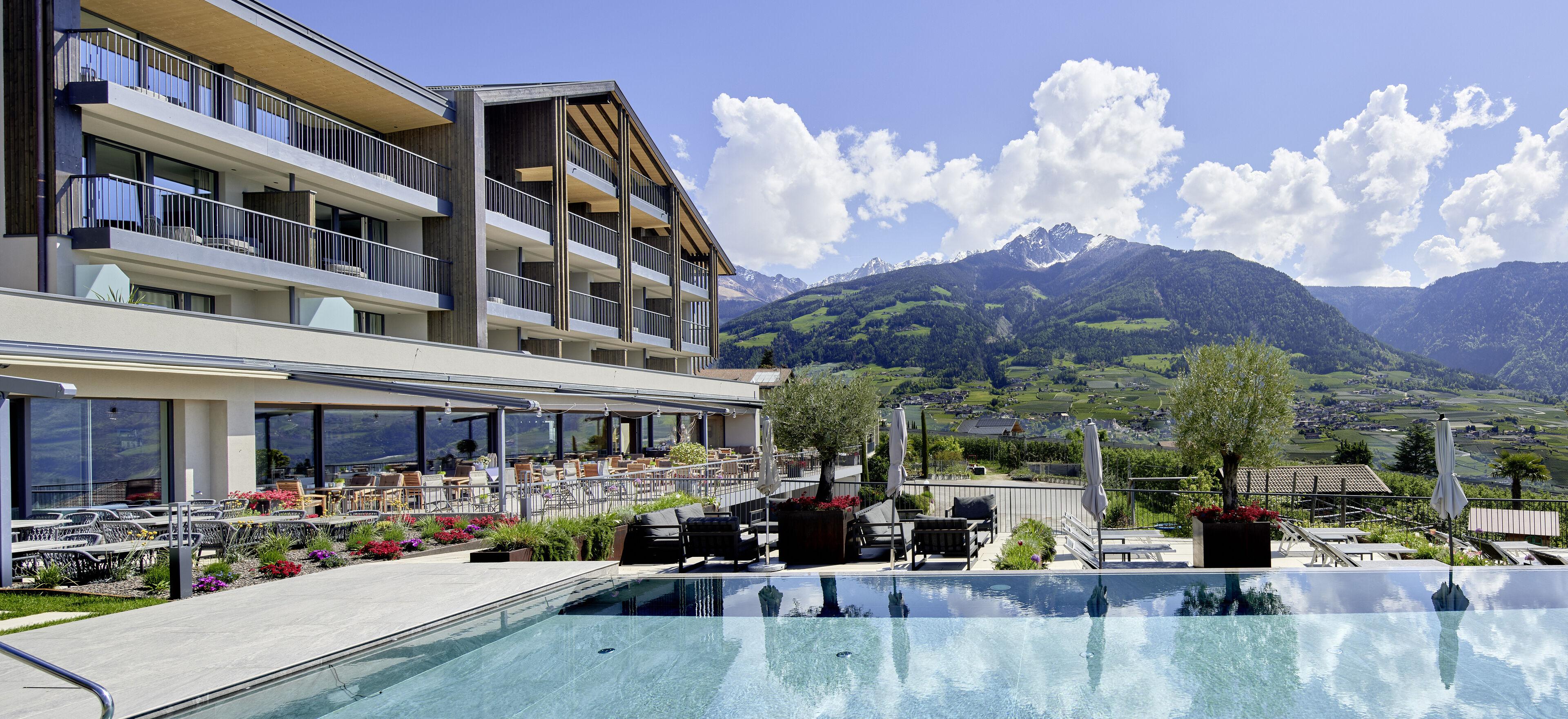Infinity Pool