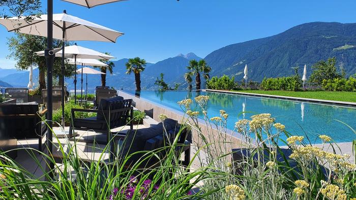 Infinity Pool